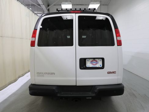 Used 2021 GMC Savana 3500 LS w/ Cold Climate Package RWD image 7