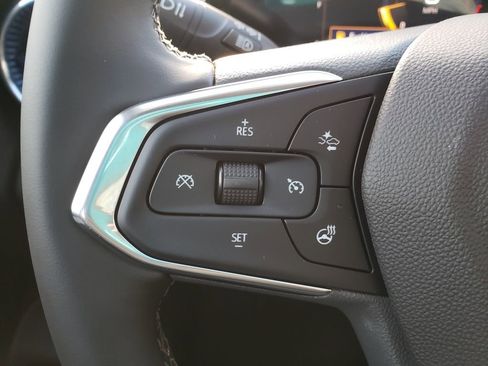 New 2026 Chevrolet Trax LT w/ Sunroof Package image 17