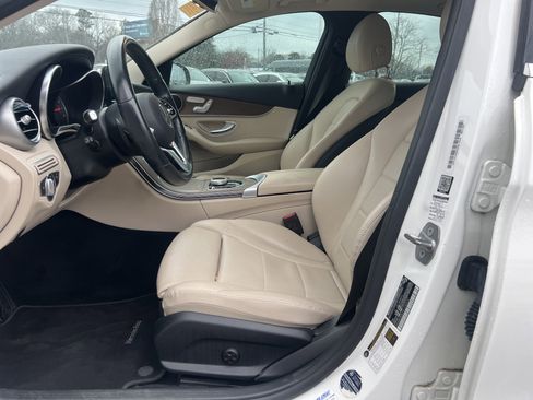 Used 2019 Mercedes-Benz C 300 4MATIC Sedan image 16