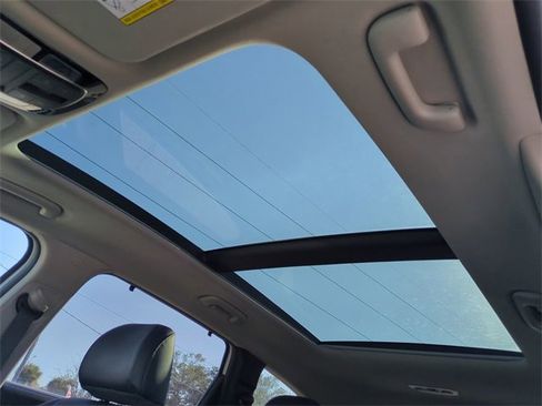 Used 2023 Hyundai Santa Fe SEL w/ Premium Package image 20