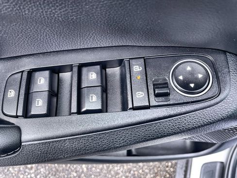 Used 2024 Kia Seltos X-Line AWD/4WD image 19