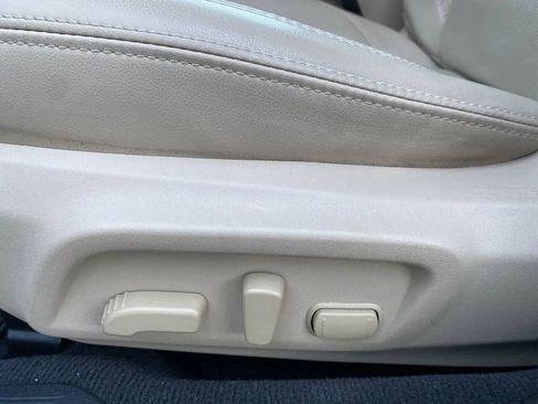 Used 2019 Subaru Outback 2.5i Limited image 11