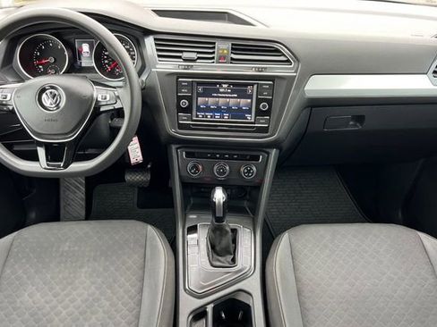 Used 2021 Volkswagen Tiguan S image 15