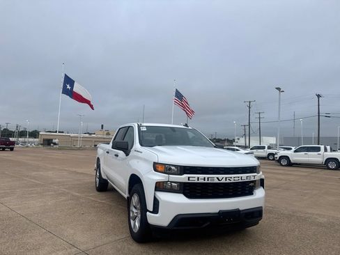 Used 2022 Chevrolet Silverado 1500 Custom AWD/4WD image 2