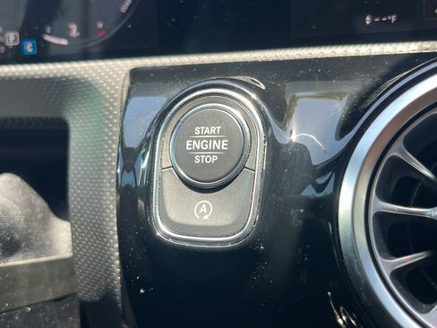 Used 2023 Mercedes-Benz CLA 250 image 32
