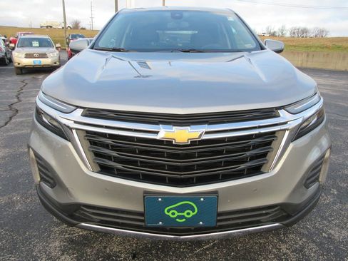 Used 2024 Chevrolet Equinox LT w/ LPO, Floor Liner Package image 8