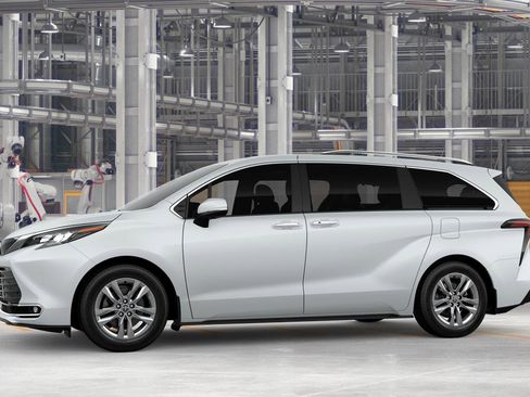 New 2026 Toyota Sienna Limited AWD/4WD image 5