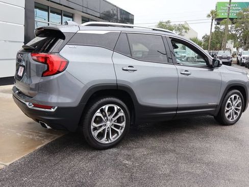 Used 2020 GMC Terrain SLT w/ Preferred Package FWD image 9