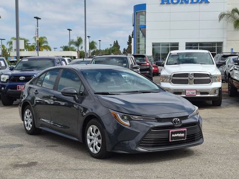 Certified 2026 Toyota Corolla LE w/ Carpet Mat Package (TMS) FWD image 3