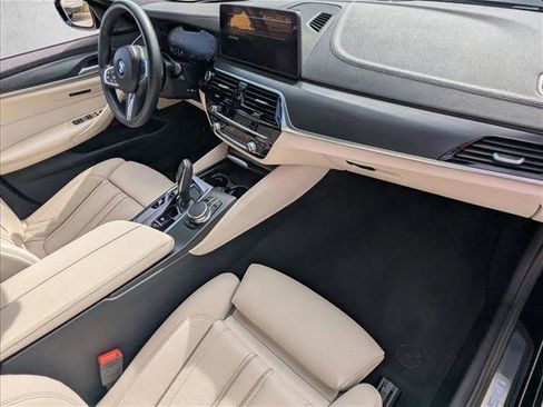 Certified 2023 BMW M550i xDrive AWD/4WD image 23