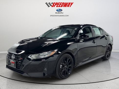 Used 2025 Nissan Sentra SR w/ Midnight Edition FWD image 12