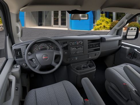 New 2026 GMC Savana 3500 Work Van image 15