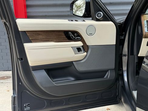 Used 2021 Land Rover Range Rover Westminster Edition image 14
