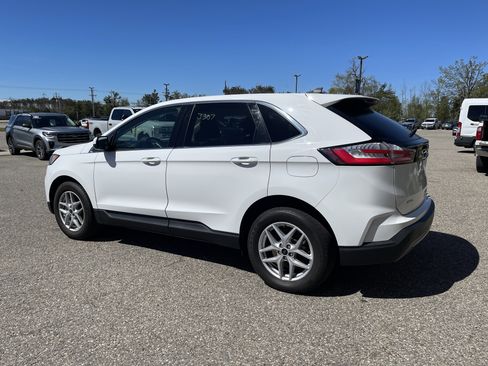 Used 2023 Ford Edge SEL AWD/4WD image 5