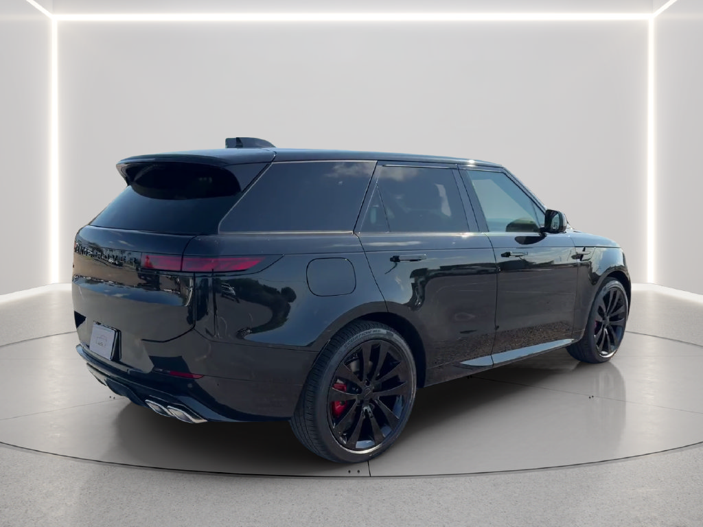 New 2027 Land Rover Range Rover Sport Dynamic SE AWD/4WD image 5