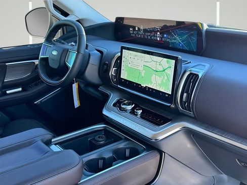 New 2025 Ford Expedition Max Platinum w/ Platinum Ultimate Package image 7