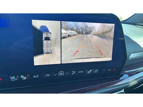 Used 2024 Chevrolet Traverse RS w/ LPO, Floor Liner Package image 20