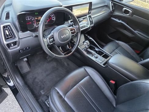 Used 2022 Kia Sorento S image 10