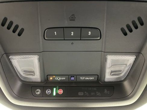 Used 2023 Buick Enclave Essence w/ Sport Touring Edition image 22