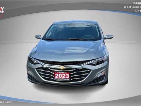 Used 2023 Chevrolet Malibu LT image 2