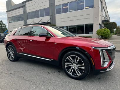 Used 2024 Cadillac Lyriq Luxury w/ LPO, Floor Liner Package
