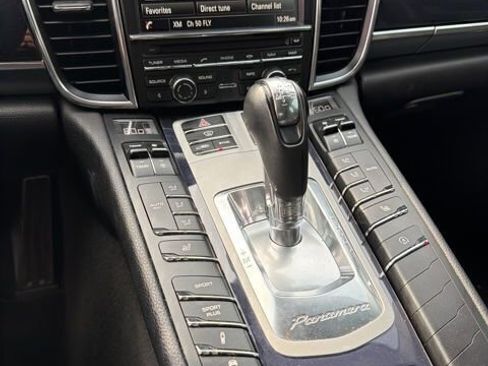 Used 2014 Porsche Panamera S RWD image 13