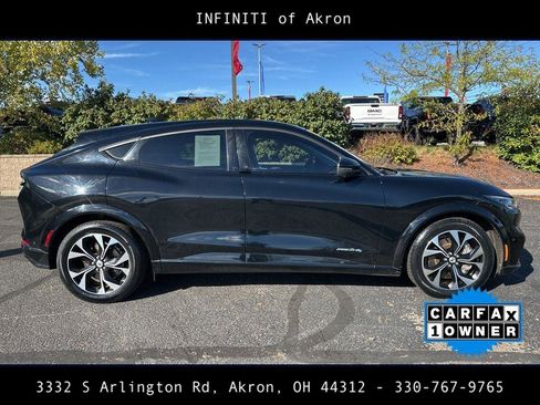 Used 2022 Ford Mustang Mach-E Premium image 18