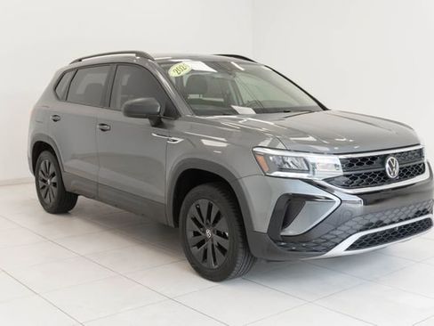 Used 2023 Volkswagen Taos S FWD image 7