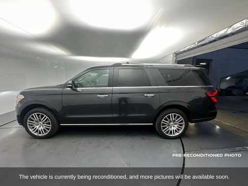 Used 2024 Ford Expedition Max Limited image 2