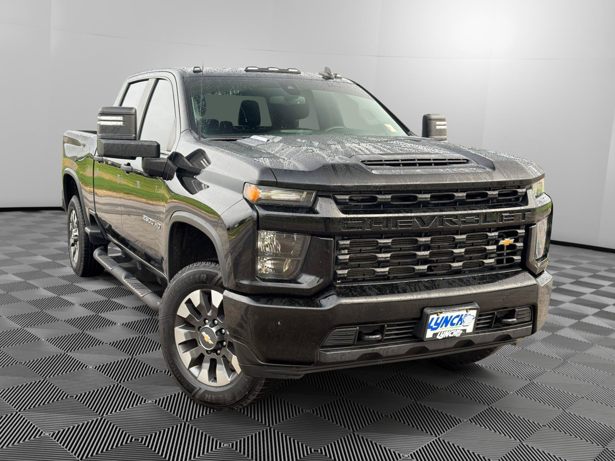 Used 2021 Chevrolet Silverado 2500 Custom w/ Custom Value Package AWD/4WD image 5