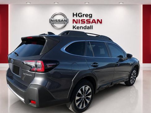 Used 2023 Subaru Outback Limited AWD/4WD image 4