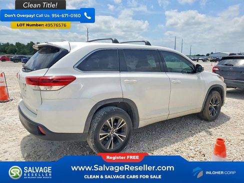 Used 2018 Toyota Highlander Plus FWD image 4