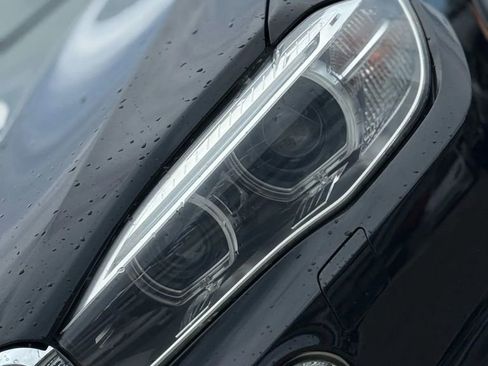 Used 2016 BMW X5 xDrive50i image 9