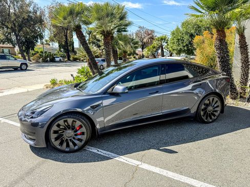 Used 2022 Tesla Model 3 Performance AWD/4WD image 6