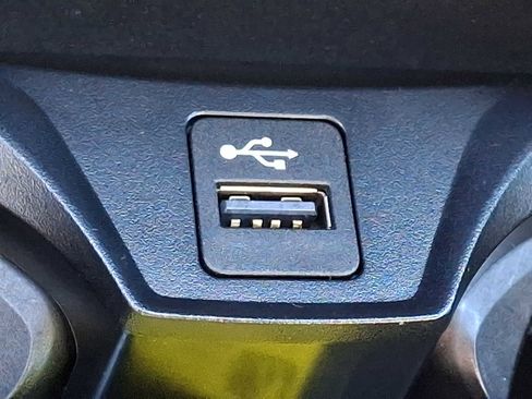 Used 2023 BMW 230i Coupe w/ Premium Package image 23