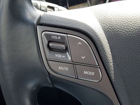 Used 2018 Hyundai Santa Fe Limited AWD/4WD image 25