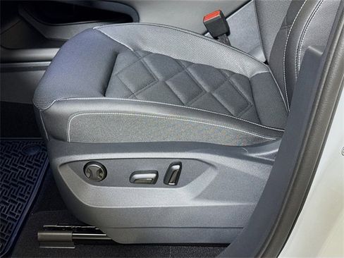 New 2026 Volkswagen Atlas SE image 16