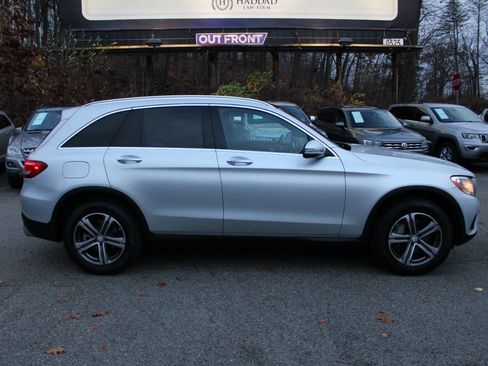 Used 2017 Mercedes-Benz GLC 300 4MATIC image 6