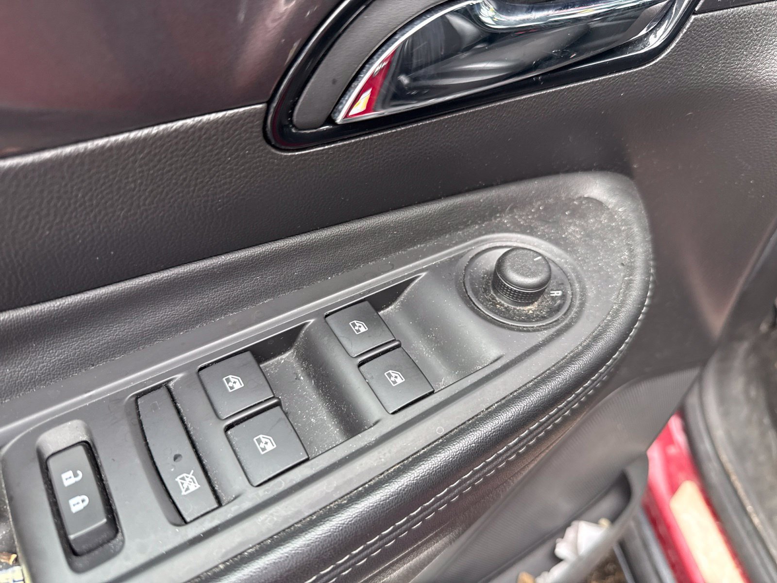 Used 2019 Buick Encore Sport Touring w/ Safety Package FWD image 19