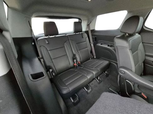 Used 2022 GMC Acadia SLT w/ Preferred Package image 29