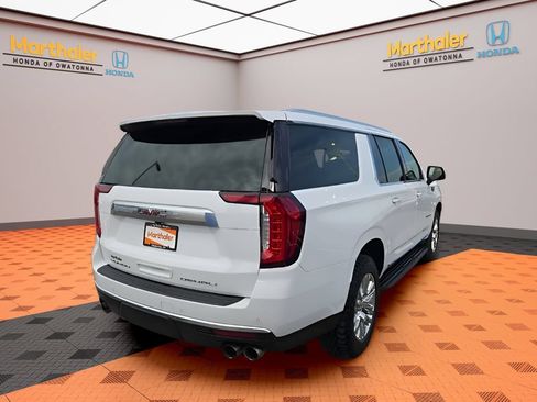 Used 2024 GMC Yukon XL Denali AWD/4WD image 5
