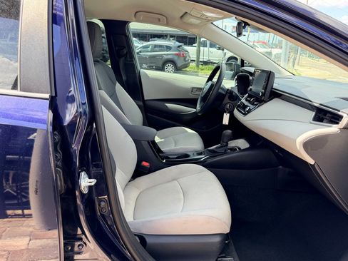 Used 2022 Toyota Corolla LE FWD image 19