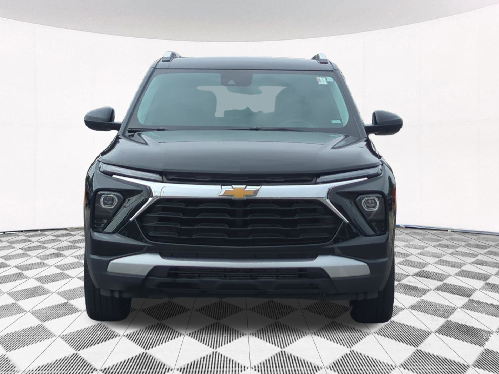 Used 2025 Chevrolet TrailBlazer LT AWD/4WD image 8