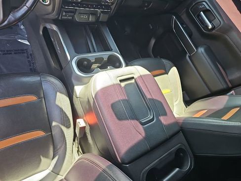 Used 2019 GMC Sierra 1500 AT4 image 23