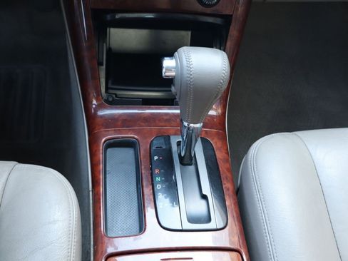 Used 2005 Toyota Camry XLE image 15