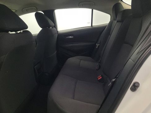 Used 2021 Toyota Corolla LE FWD image 18