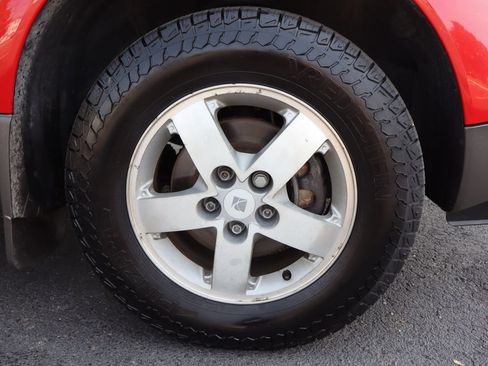 Used 2005 Saturn Vue 2WD w/ Sport Plus Pkg image 41