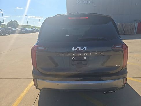 Used 2025 Kia Telluride S AWD/4WD image 6