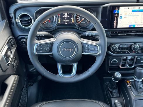 New 2025 Jeep Wrangler Sahara image 17