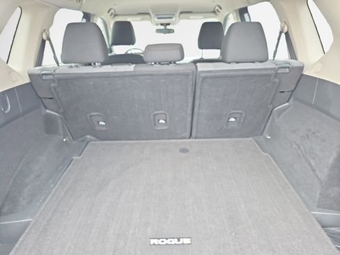 Used 2023 Nissan Rogue SV image 23